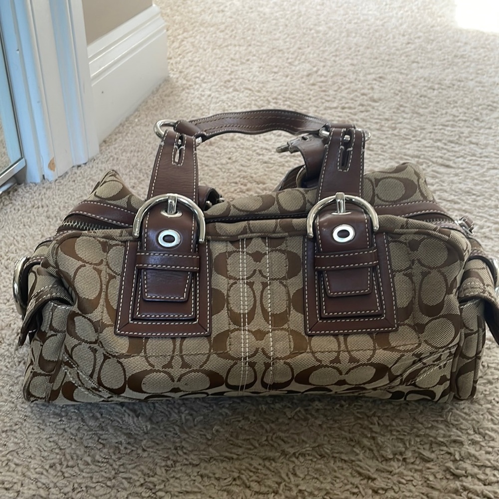 Coach Handbag in Brown coach print